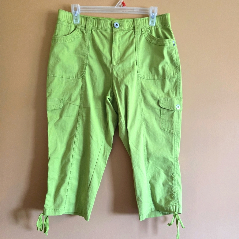 Cato Lime Green Capri Pants